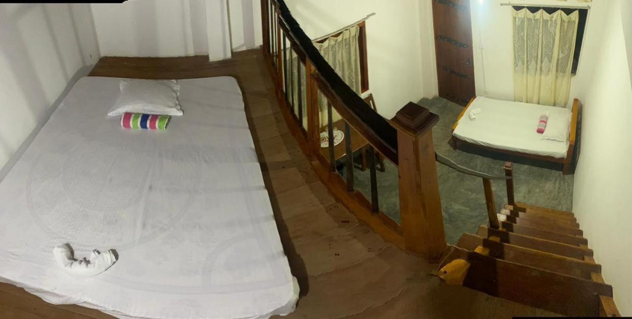 Sunil'S Homestay Sinharaja Kalawana Kamer foto